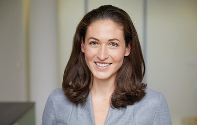 Dr. Lisa Hoegen