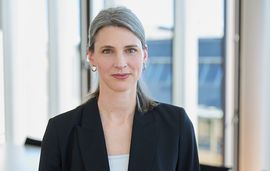  Lisa Lueg